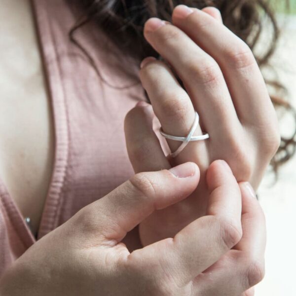 A Kind of Magic Cross Infinite Ring Silver Lady