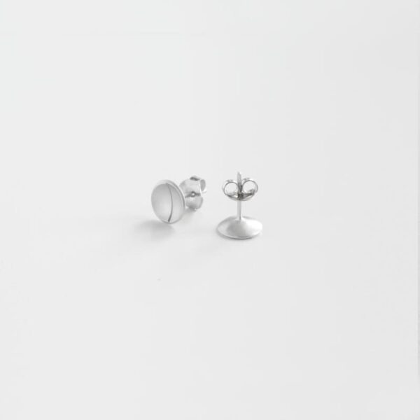 Circle Line S Earrings Silver