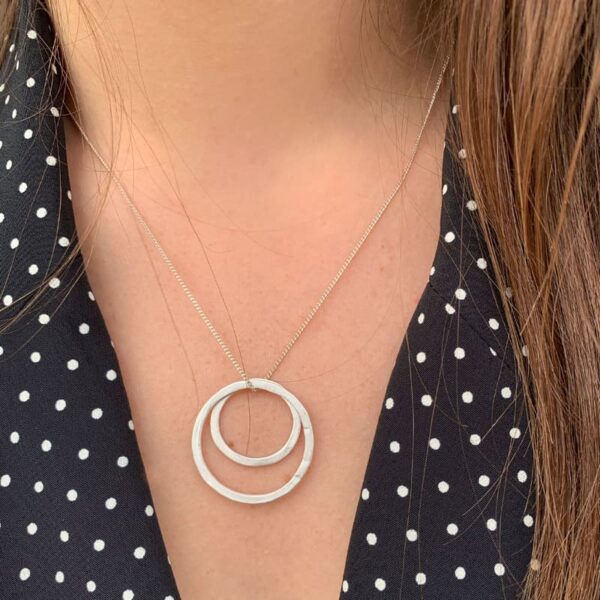 Double Circle L/M Necklace Silver Lady