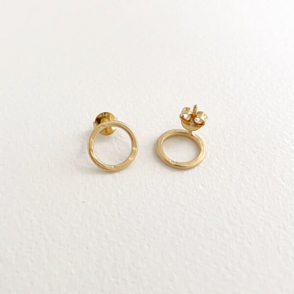 Insieme circle earrings gold