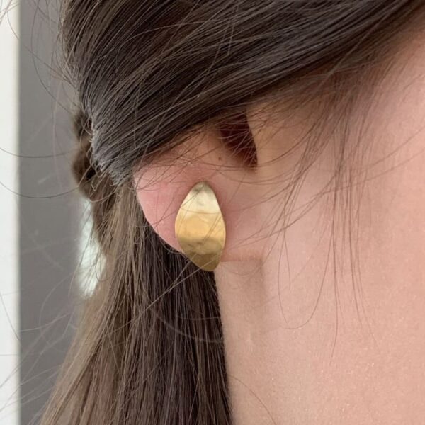 Spring moon earrings gold lady