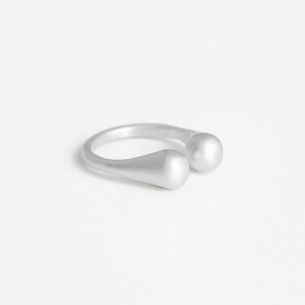 Teardrop ring silver