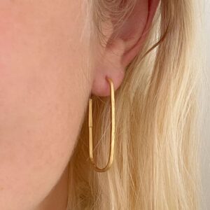 kam hoop small earrings gold lady