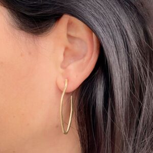 Marine Hoop M earrings gold lady