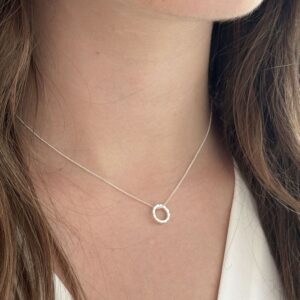 camu xs circle necklace silver