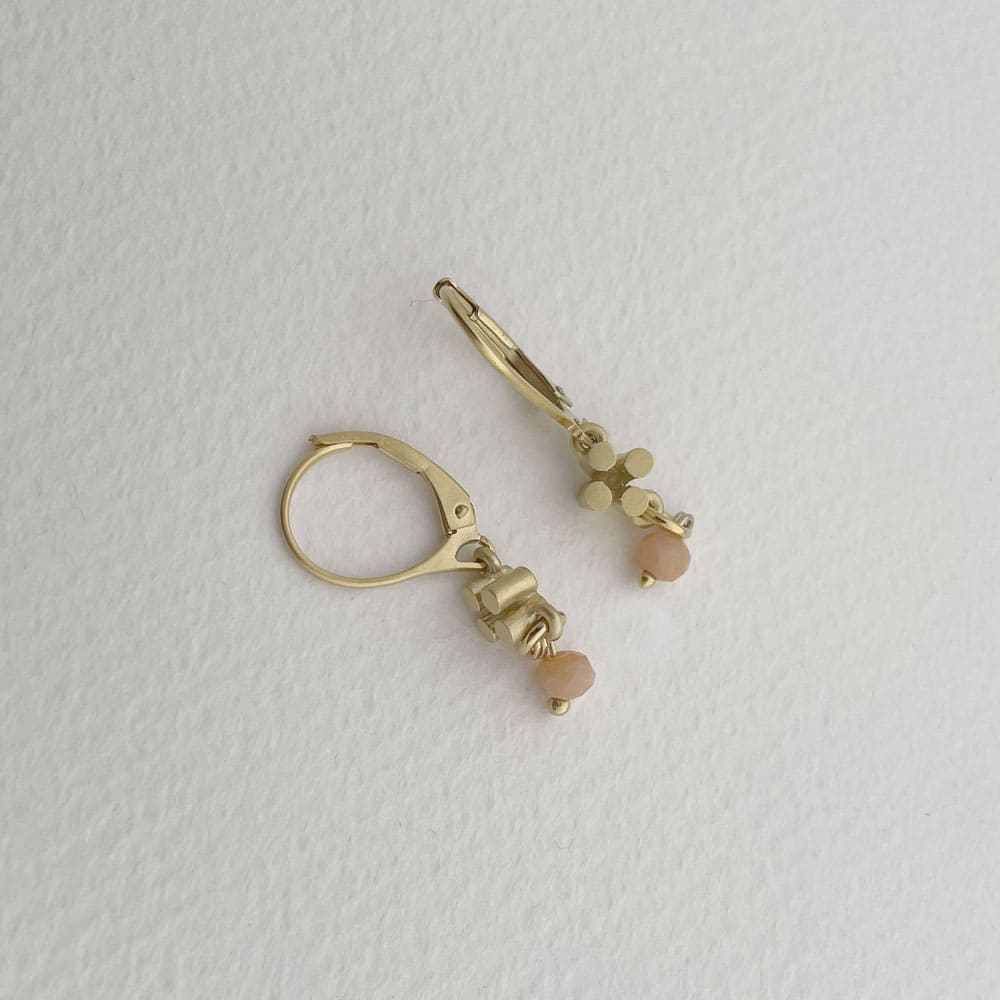 Solitaire cross pendant earrings gold Solitaire cross pendant earrings gold