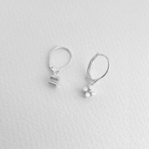 Solitaire pendant earrings silver